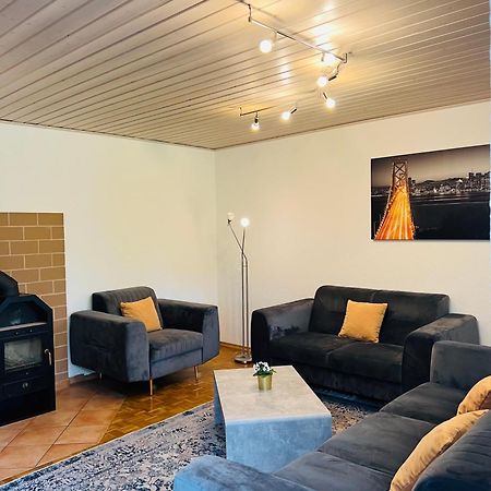 Familienfreundliches Ferienhaus Amara Mit Garten Und Terrasse - Friedrichshafen Am Bodensee Buitenkant foto