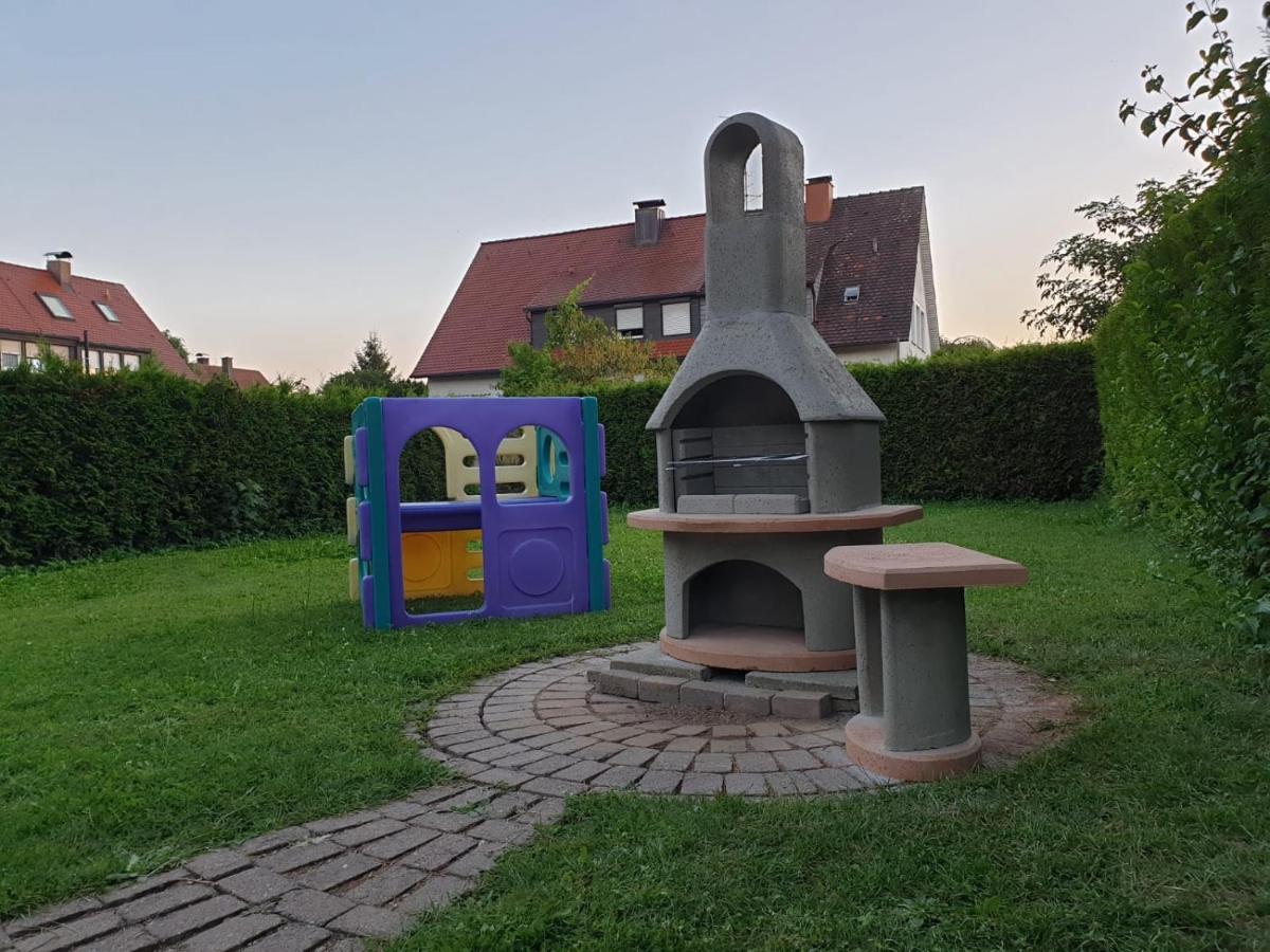 Familienfreundliches Ferienhaus Amara Mit Garten Und Terrasse - Friedrichshafen Am Bodensee Buitenkant foto