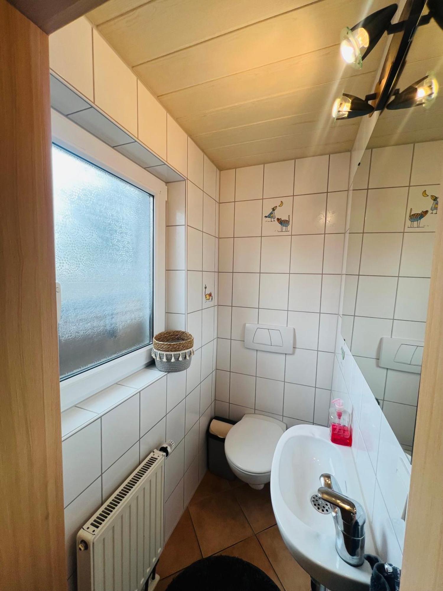 Familienfreundliches Ferienhaus Amara Mit Garten Und Terrasse - Friedrichshafen Am Bodensee Buitenkant foto
