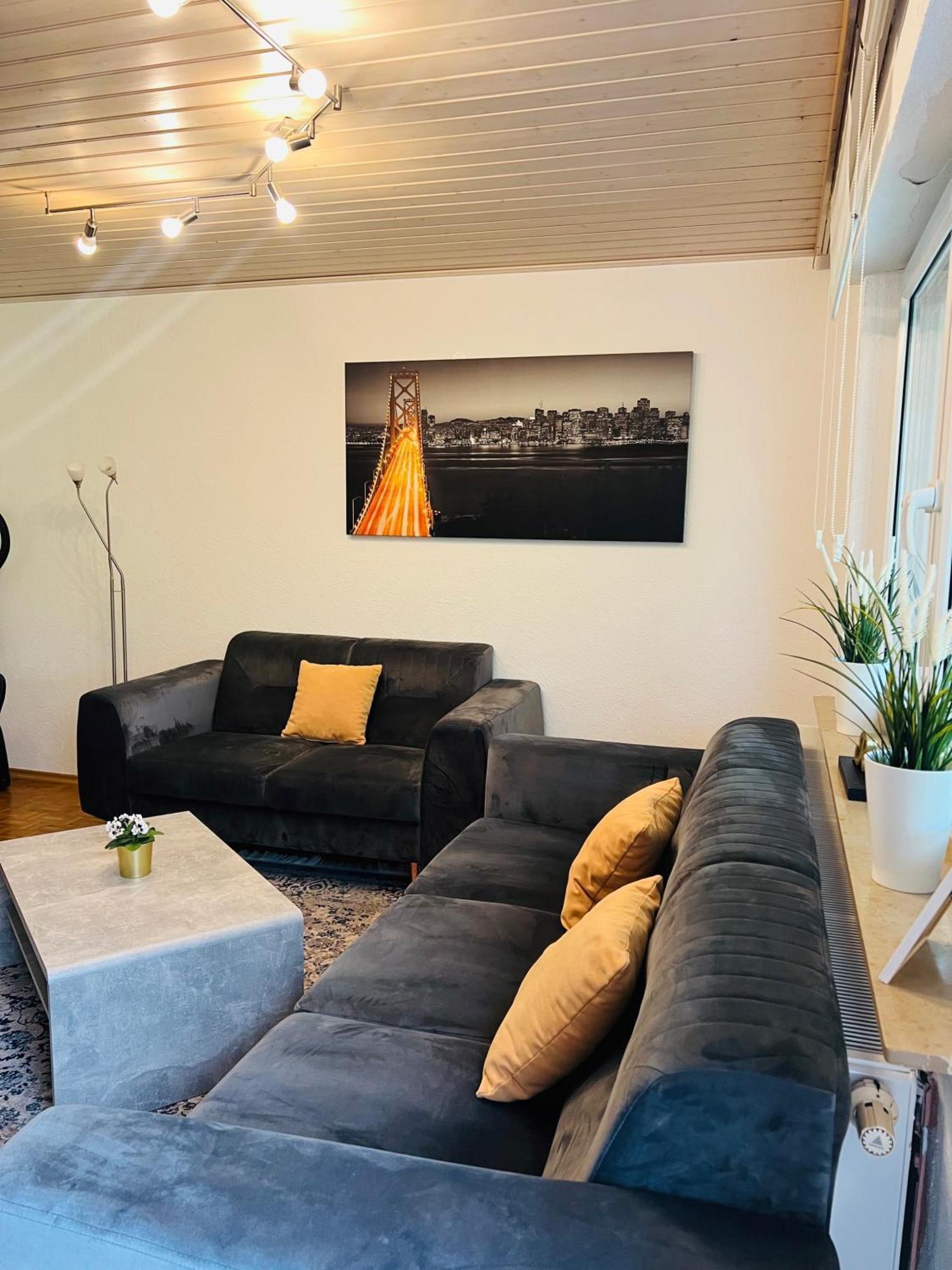 Familienfreundliches Ferienhaus Amara Mit Garten Und Terrasse - Friedrichshafen Am Bodensee Buitenkant foto